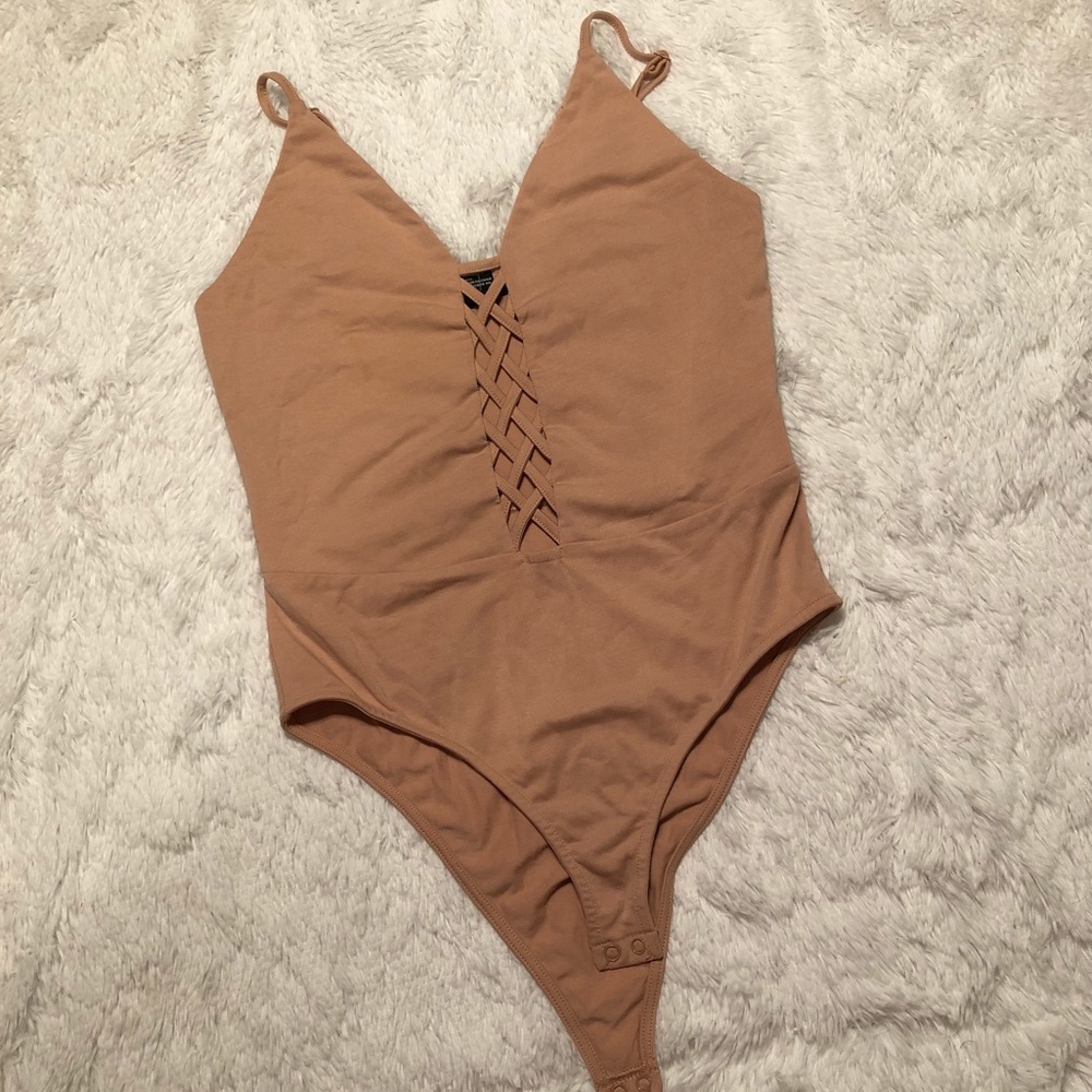 NWOT Forever 21 tan body suit